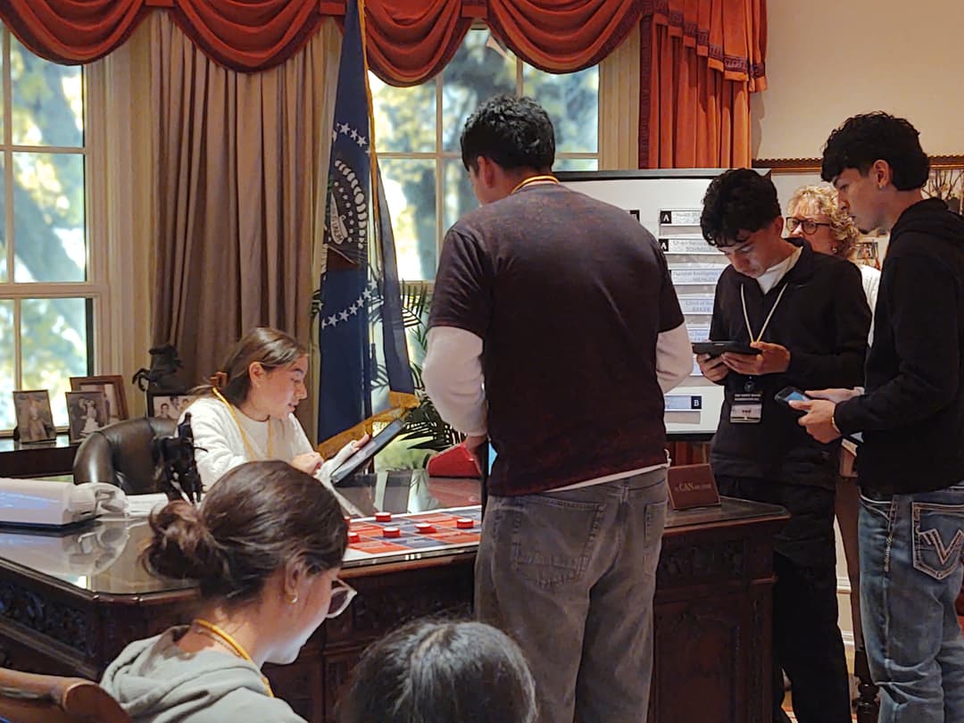 President Discussing with her Cabinet